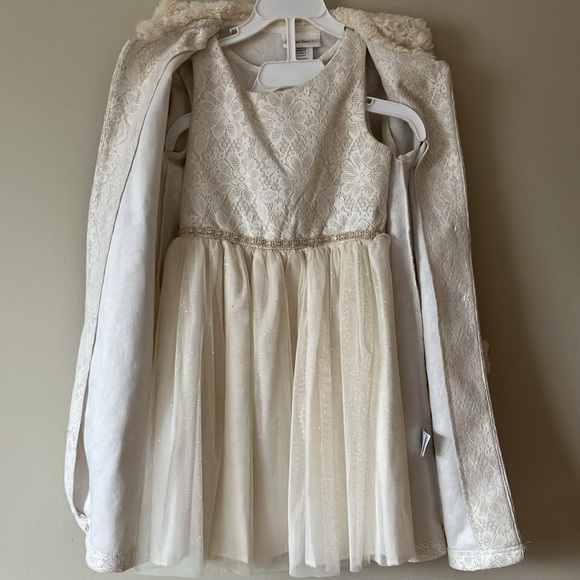 2 piece dress and coat - Picture 2 of 7